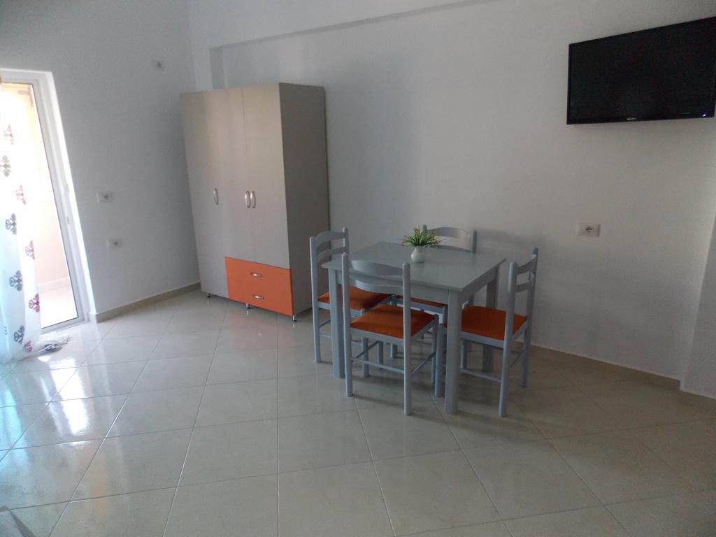 סרנדה Guest House Vila Bega מראה חיצוני תמונה