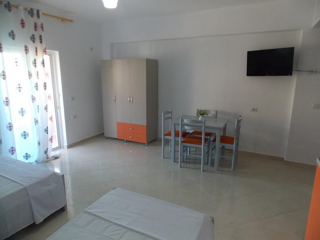 סרנדה Guest House Vila Bega מראה חיצוני תמונה