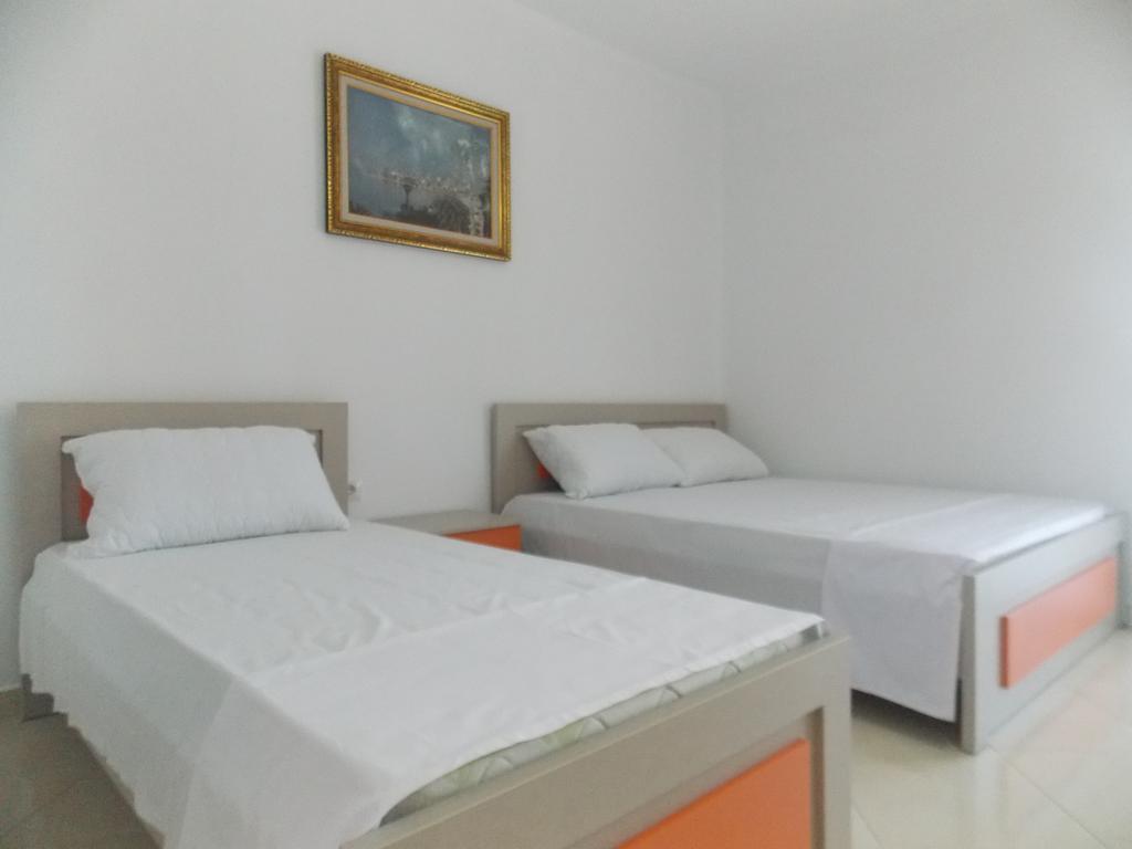 סרנדה Guest House Vila Bega מראה חיצוני תמונה