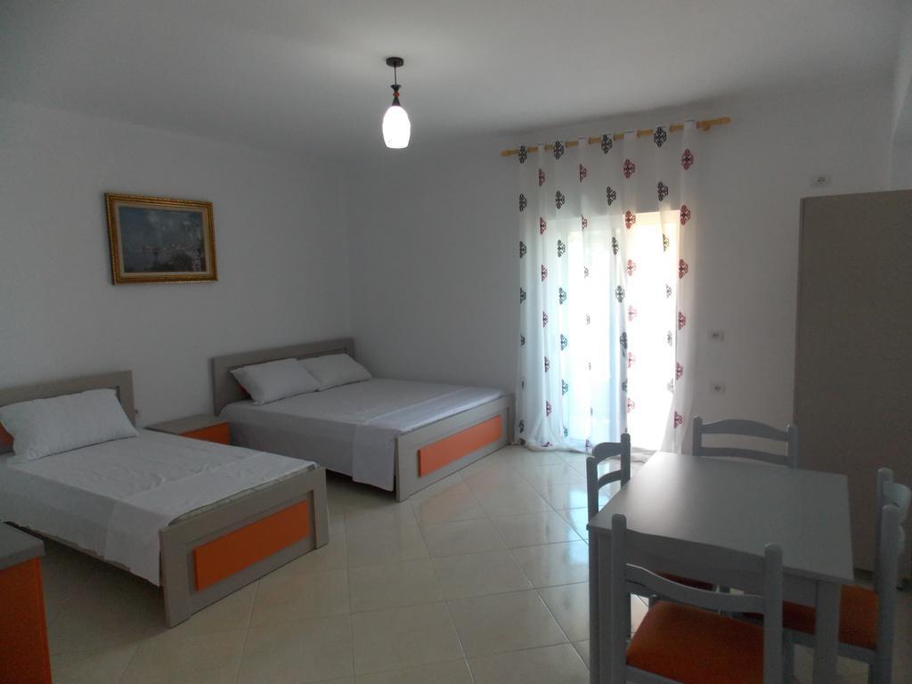 סרנדה Guest House Vila Bega מראה חיצוני תמונה
